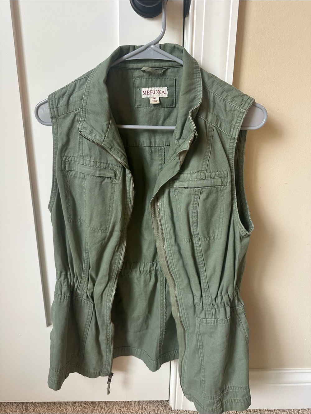 Jacket vest